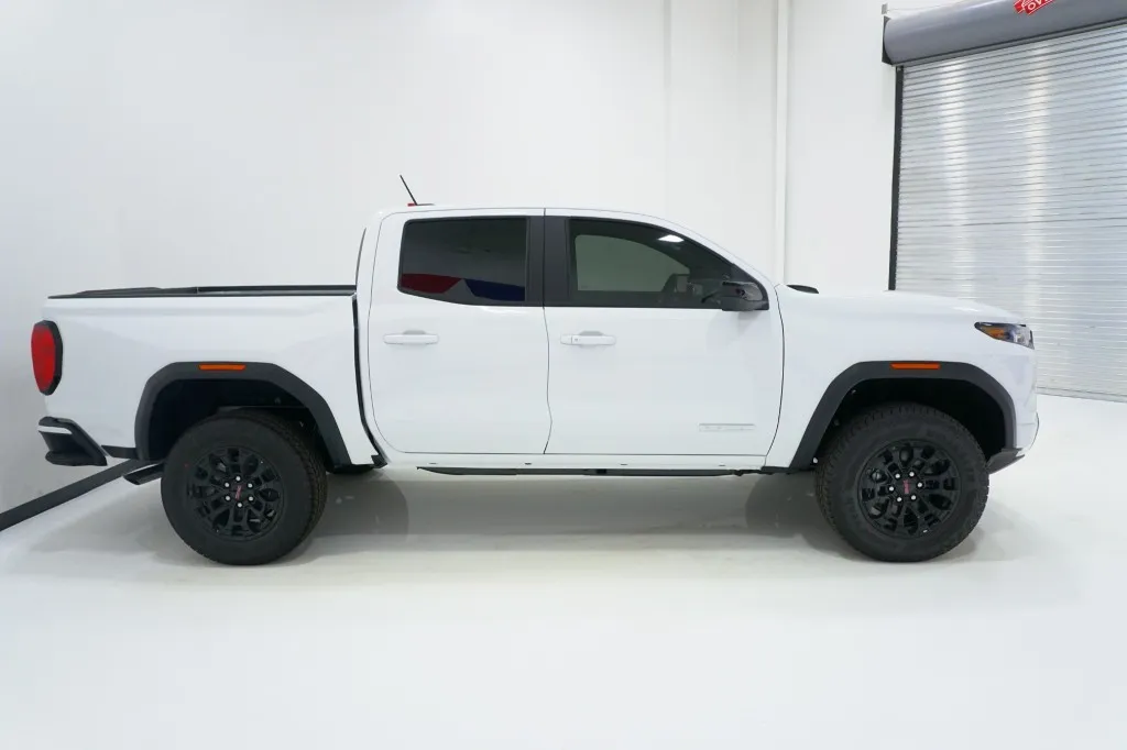 2026 GMC Canyon 2WD Elevation