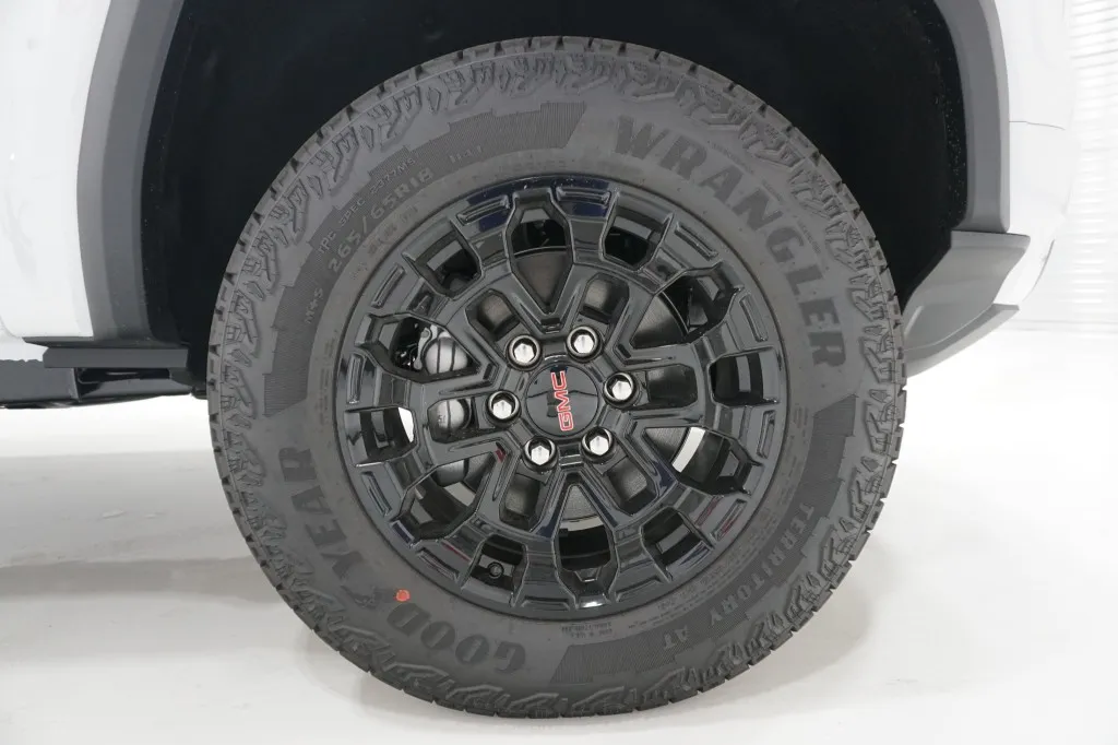 2026 GMC Canyon 2WD Elevation