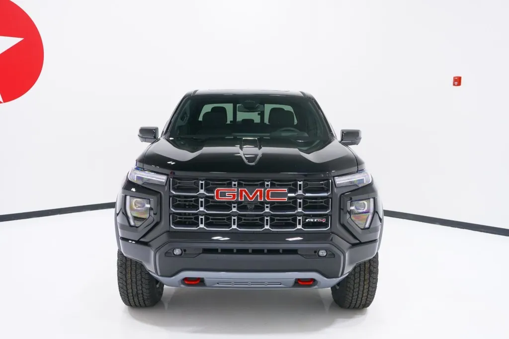 2026 GMC Canyon 4WD AT4