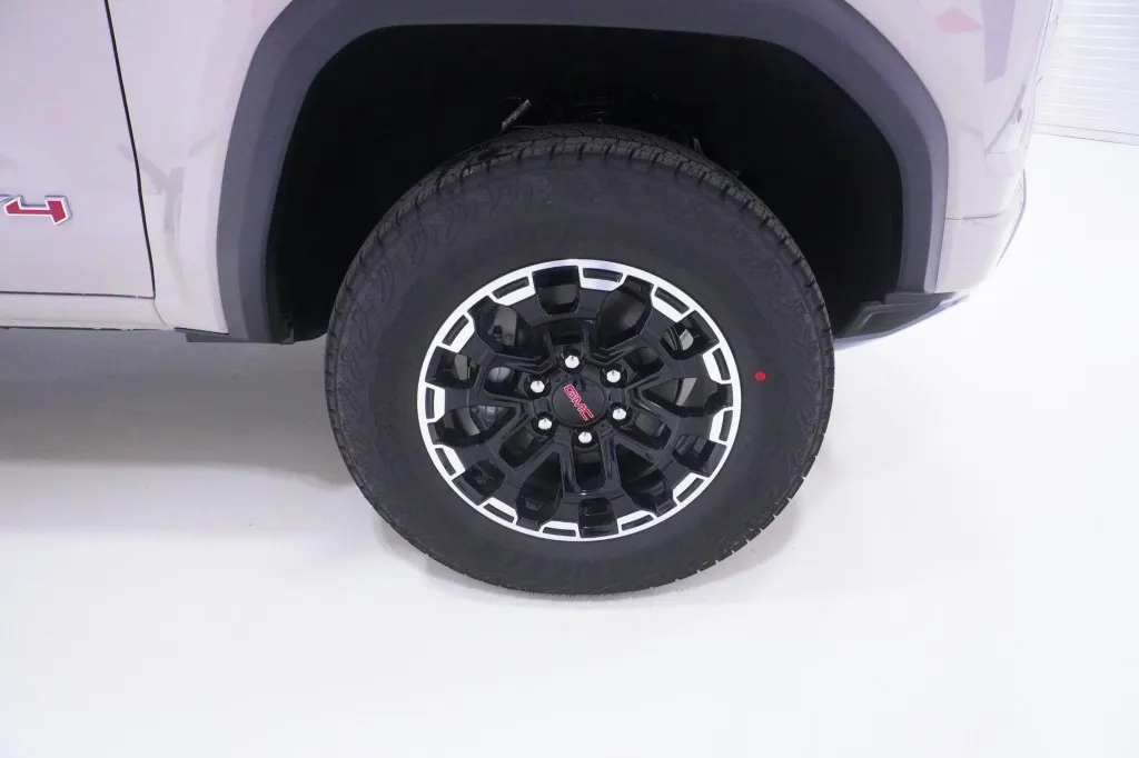 2026 GMC Canyon 4WD AT4