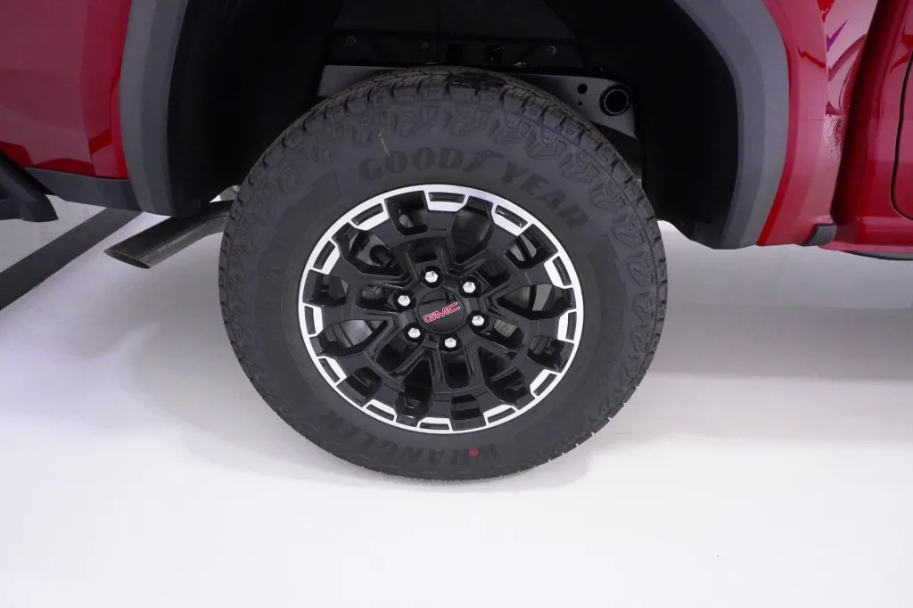 2026 GMC Canyon 4WD AT4