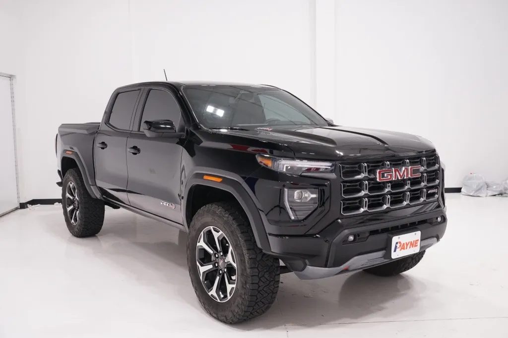 2026 GMC Canyon 4WD AT4