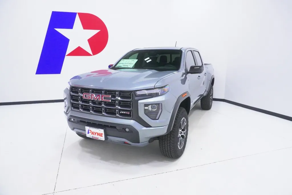 2025 GMC Canyon 4WD AT4