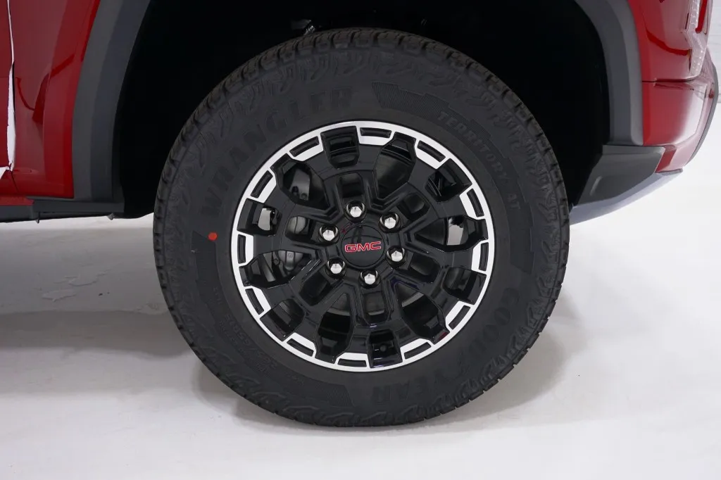 2026 GMC Canyon 4WD AT4