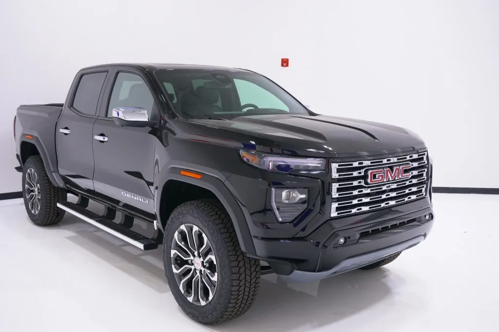 2026 GMC Canyon 4WD Denali