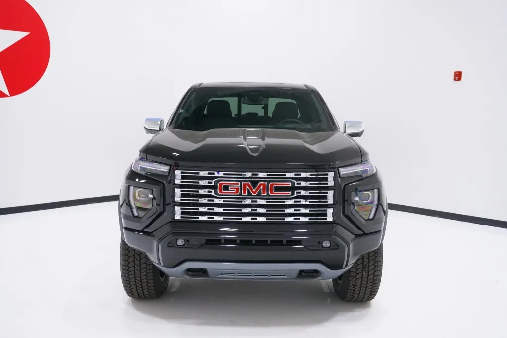 2026 GMC Canyon 4WD Denali