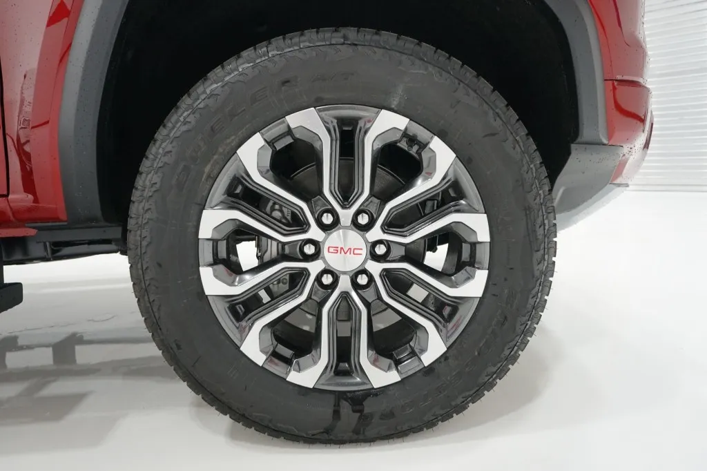 2026 GMC Canyon 4WD Denali
