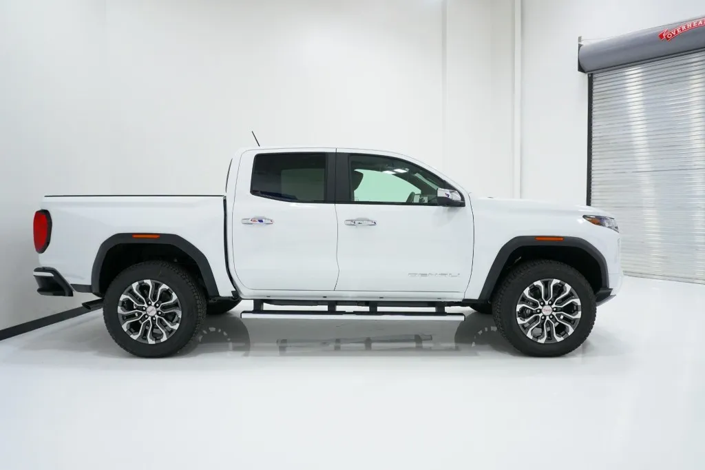 2026 GMC Canyon 4WD Denali