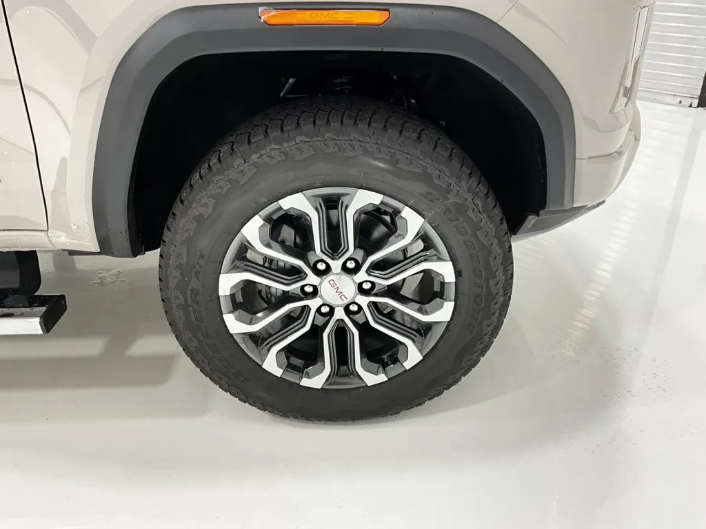 2026 GMC Canyon 4WD Denali