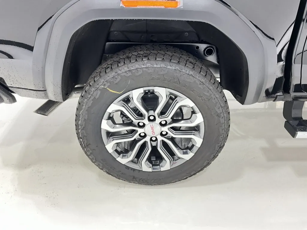 2026 GMC Canyon 4WD Denali