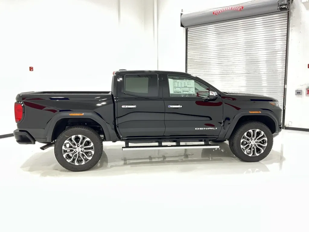 2026 GMC Canyon 4WD Denali
