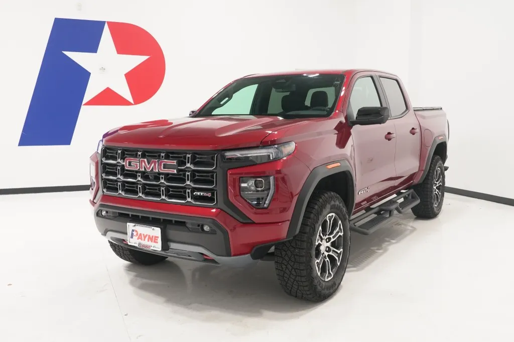 2024 GMC Canyon 4WD AT4