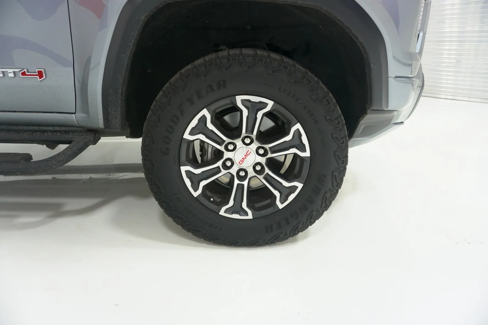 2023 GMC Canyon 4WD AT4 2023 GMC Canyon 4WD AT4