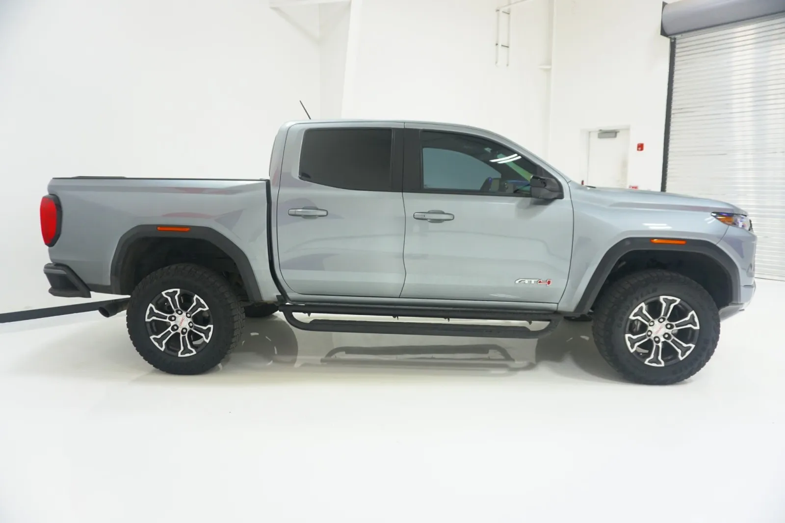 2023 GMC Canyon 4WD AT4 2023 GMC Canyon 4WD AT4