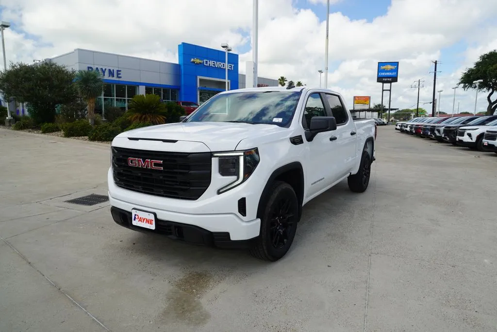 2026 GMC Sierra 2WD Crew Cab Short Box Pro's photo