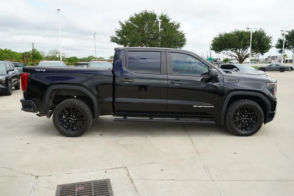2023 GMC Sierra 1500 Pro
