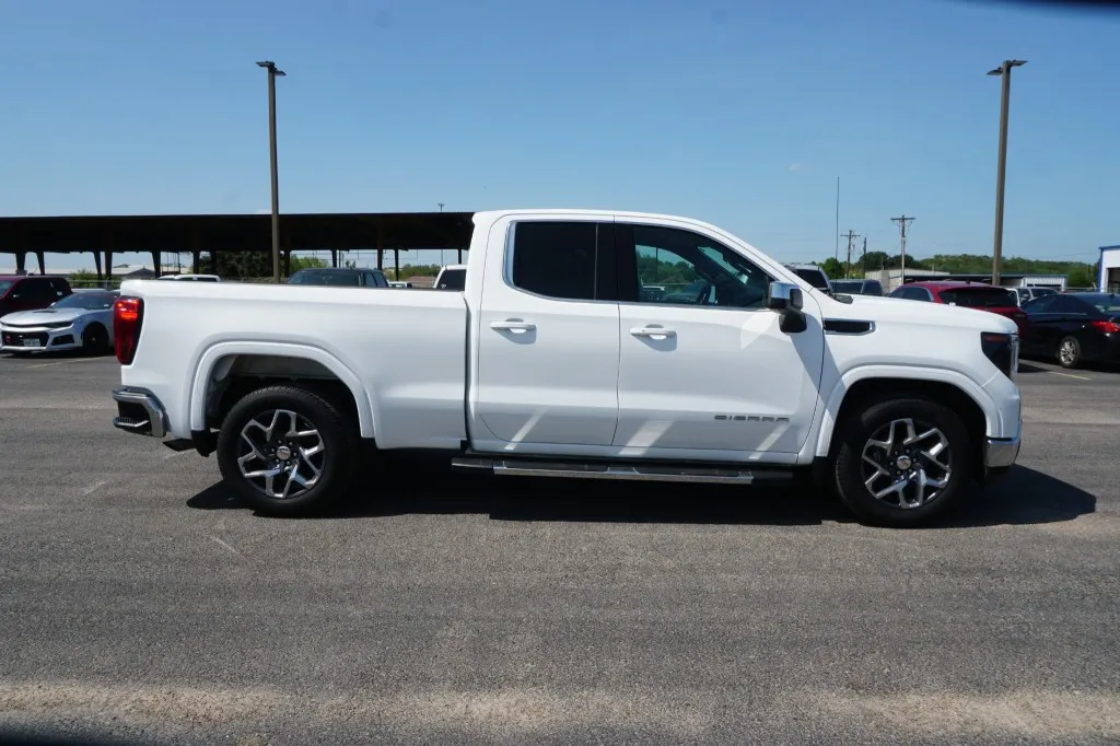 2022 GMC Sierra 1500 SLE