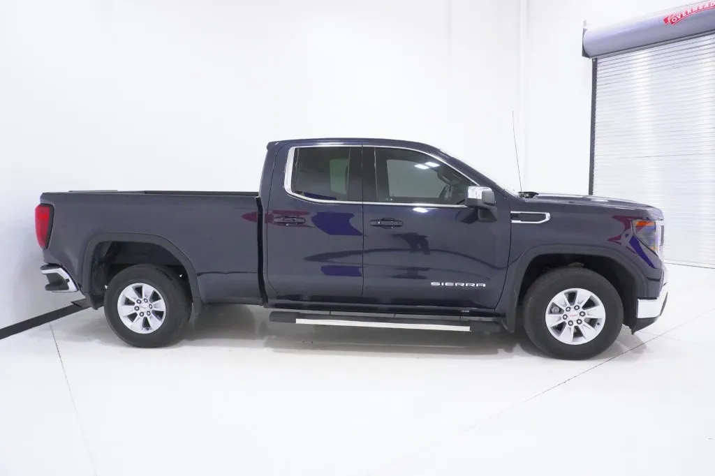 2023 GMC Sierra 1500 SLE