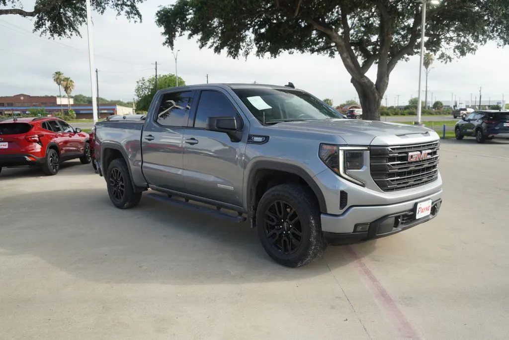 2023 GMC Sierra 1500 Elevation