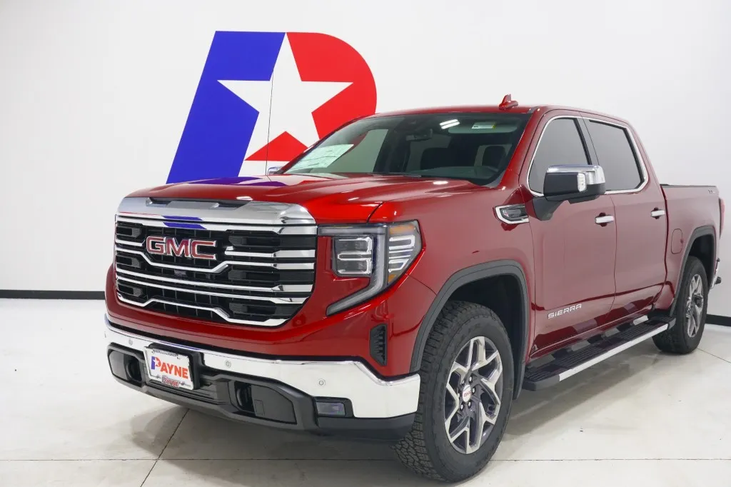 2026 GMC Sierra 1500 SLT's photo