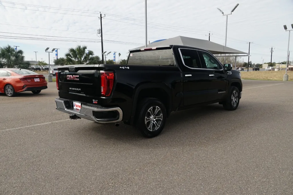2025 GMC Sierra 1500 SLT