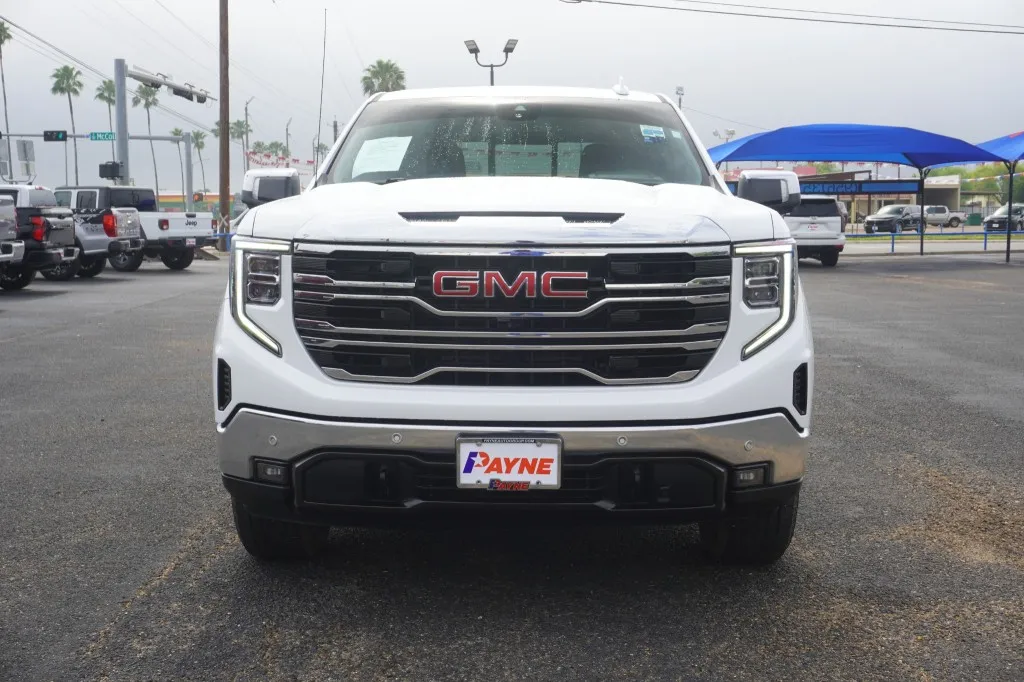 2022 GMC Sierra 1500 SLT