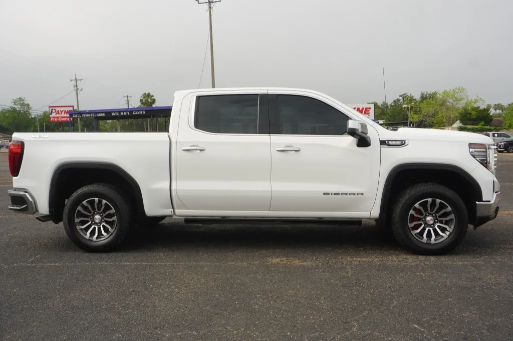 2022 GMC Sierra 1500 SLT
