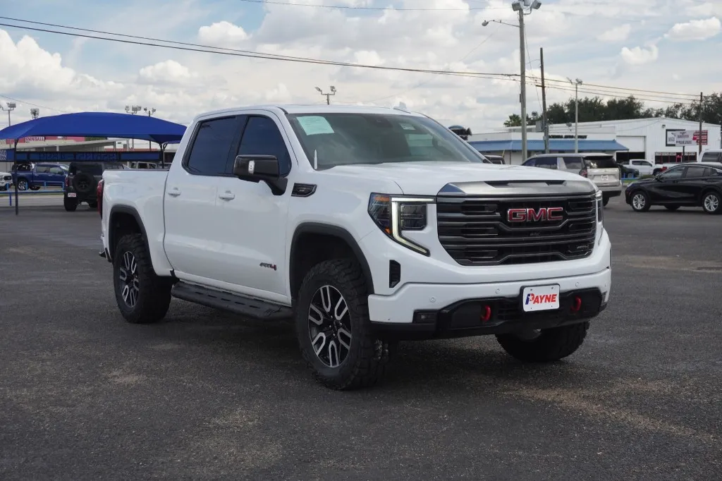 2024 GMC Sierra 1500 AT4