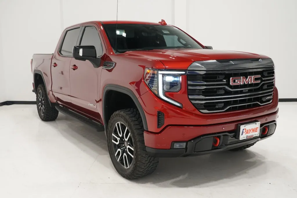 2024 GMC Sierra 1500 AT4