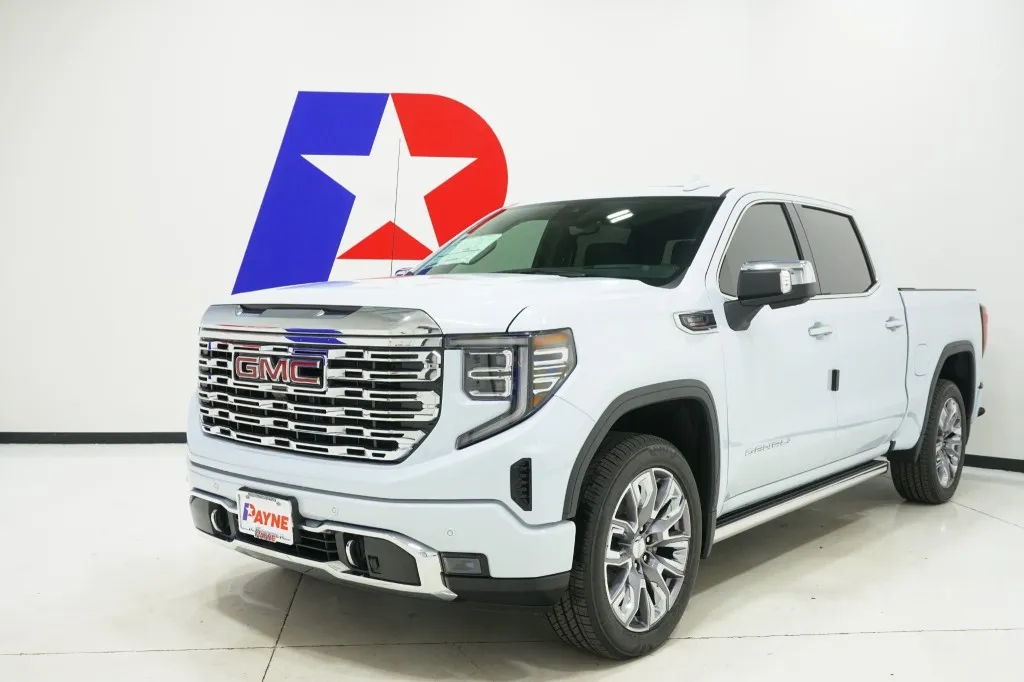 2026 GMC Sierra 1500 Denali's photo