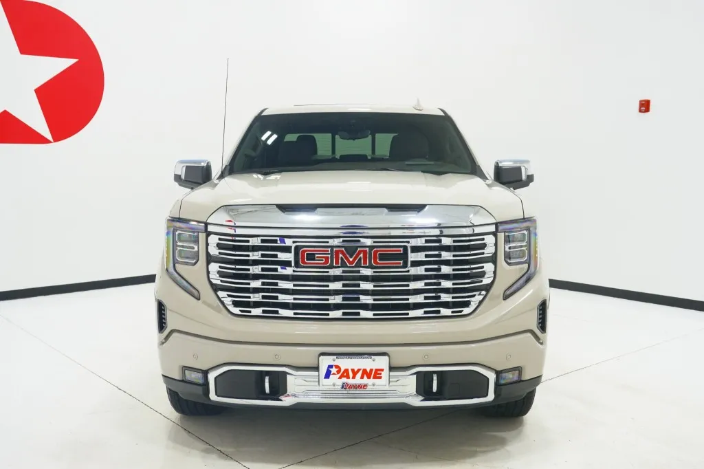 2026 GMC Sierra 1500 Denali's photo