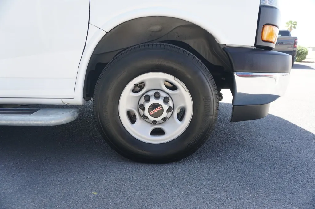 2024 GMC Savana Cargo Van 