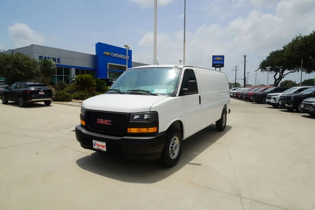2026 GMC Savana 2500 Ext WB's photo