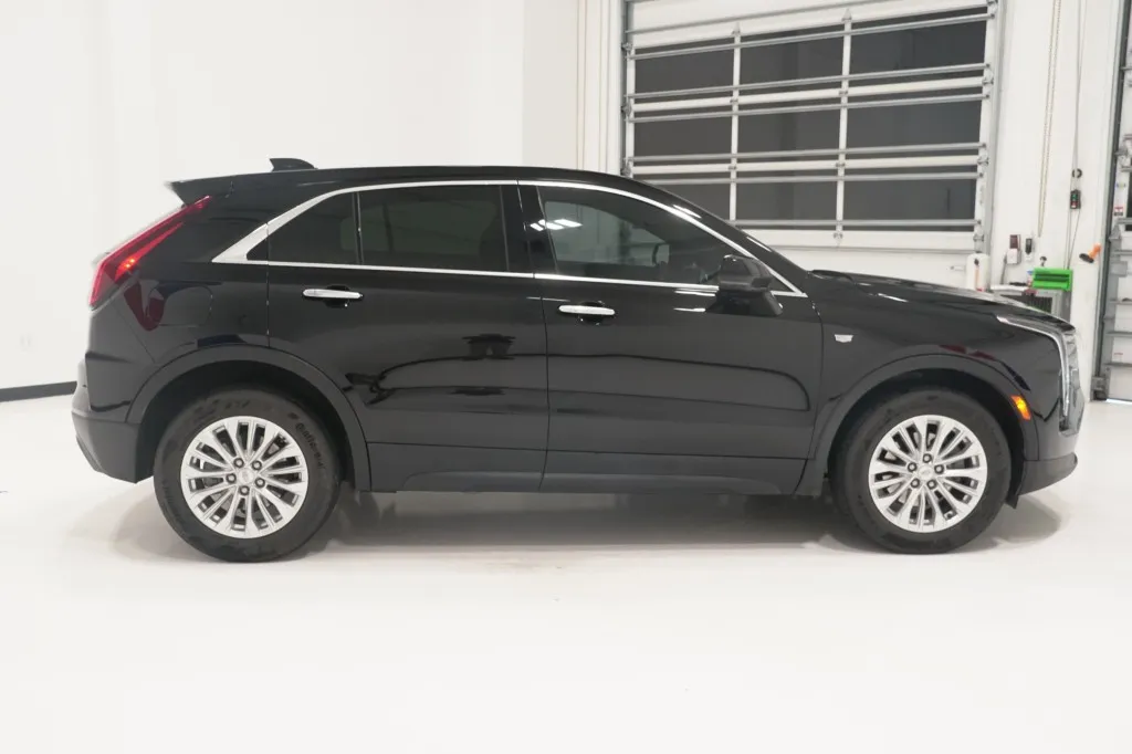 2024 Cadillac XT4 FWD Luxury