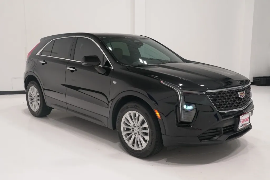 2024 Cadillac XT4 FWD Luxury