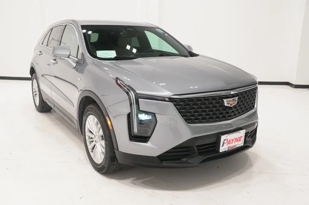 2024 Cadillac XT4 FWD Luxury