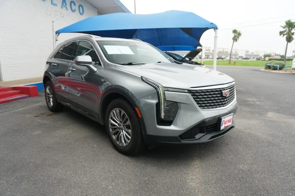 2024 Cadillac XT4 FWD Premium Luxury