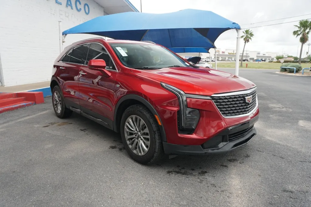 2024 Cadillac XT4 AWD Premium Luxury