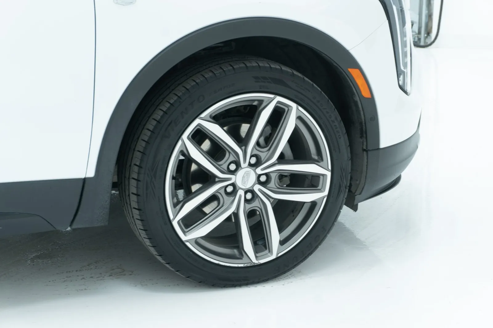 2023 Cadillac XT4 FWD Sport