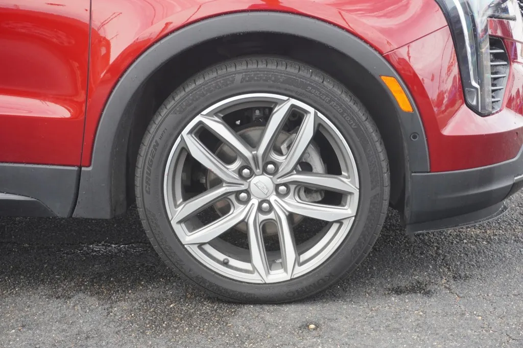 2023 Cadillac XT4 FWD Sport