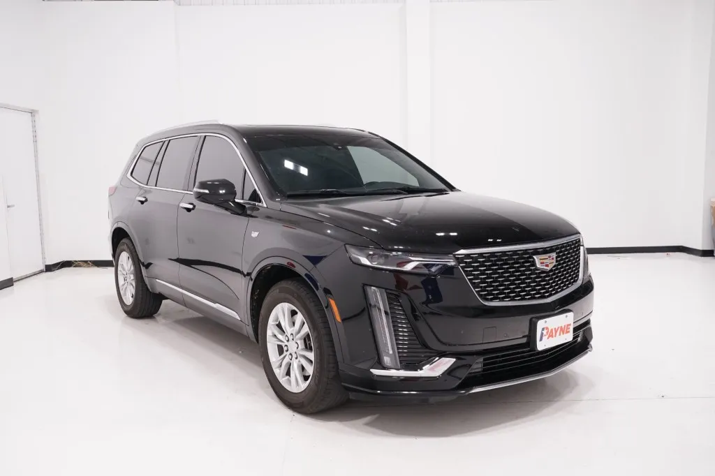 2025 Cadillac XT6 FWD Luxury