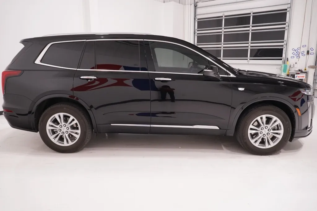 2025 Cadillac XT6 FWD Luxury