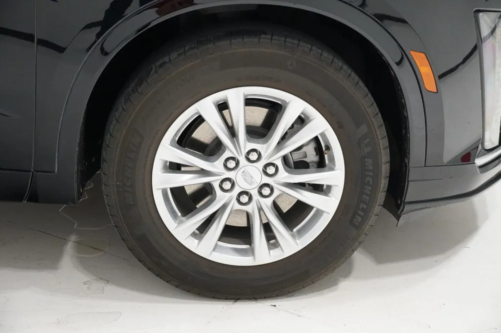 2025 Cadillac XT6 FWD Luxury