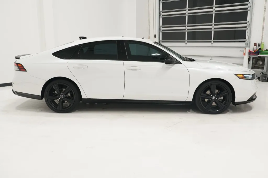 2023 Honda Accord Hybrid Sport-L