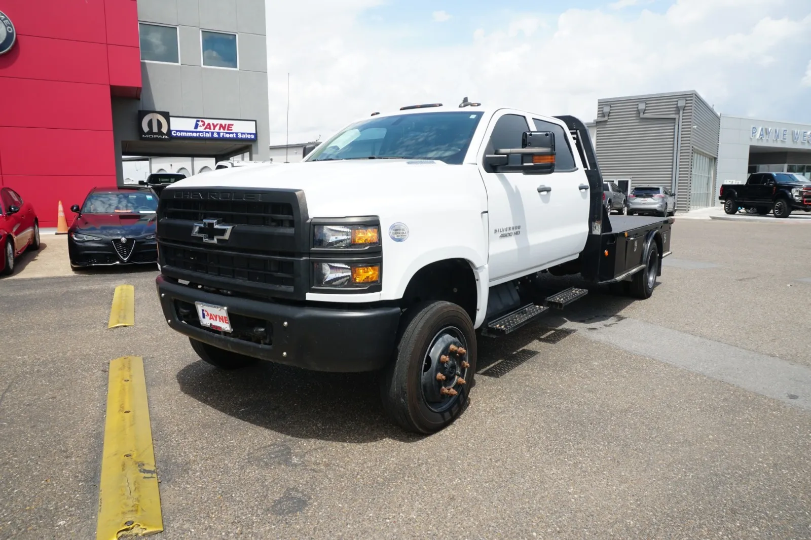 2022 Chevrolet Silverado MD LT