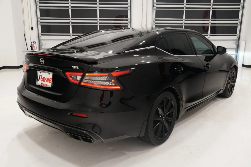 2023 Nissan Maxima SR