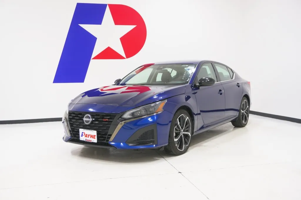 2024 Nissan Altima 2.5 SR