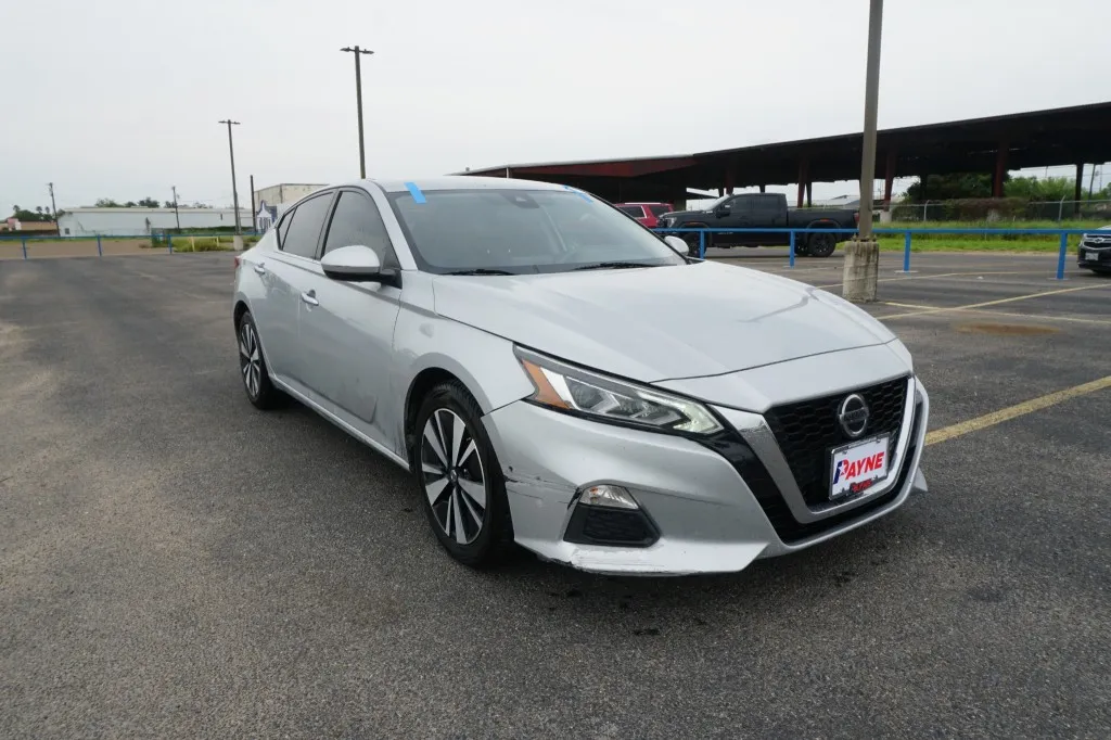 2021 Nissan Altima 2.5 SV