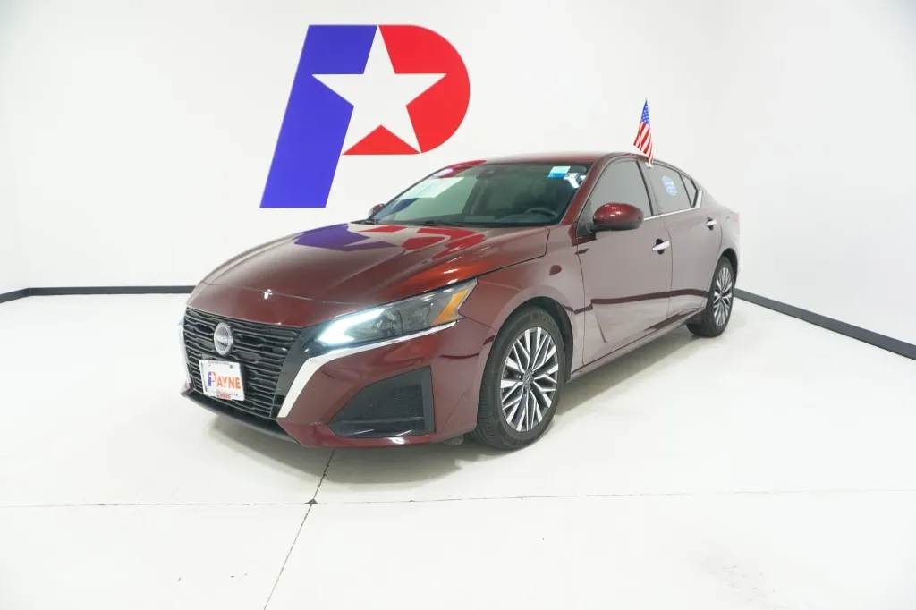 2023 Nissan Altima 2.5 SV