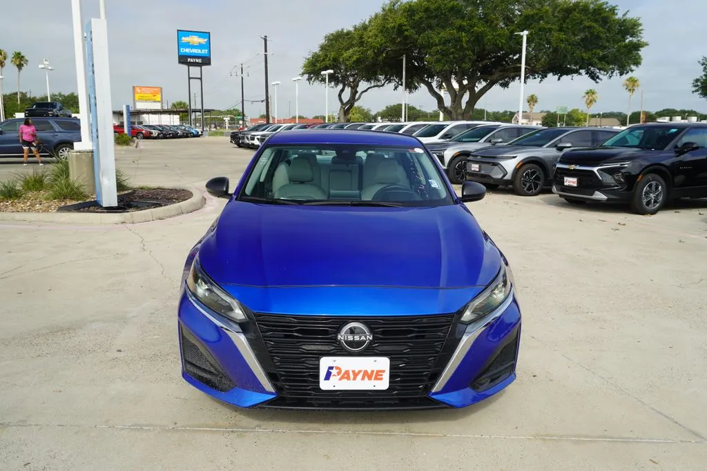 2025 Nissan Altima 2.5 SV